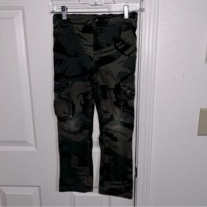 Wrangler Size 7 Regular Boys Green Cargo Camouflage Pants EUC